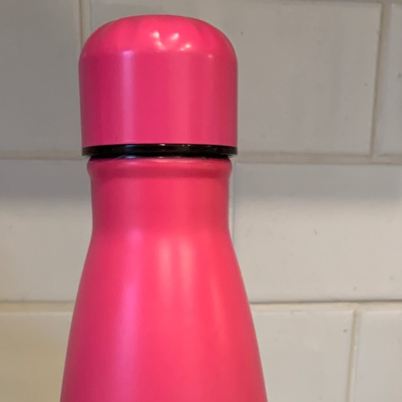 NEW NEVER USED Limited Edition Official Barbie x Miniso water bottle 500 ml - Picture 3 of 7